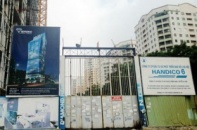 Nguy hiểm khi đứng gần dự án Diamond Flower Tower
