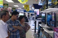 Lý do nhiều mẫu TV đồng loạt giảm giá