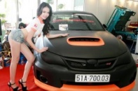 Bỏng mắt ngắm người đẹp tại Saigon Autotech 2014