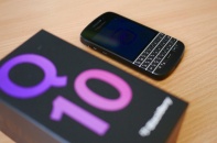 BlackBerry Q10 giảm sốc còn 6,99 triệu đồng