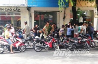Ôtô "điên" gây tai nạn liên hoàn, người dân phẫn nộ truy đuổi