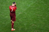 Cristiano Ronaldo: Lệ rơi