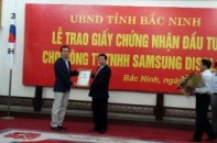 Bắc Ninh trao chứng nhận đầu tư dự án 1 tỷ USD cho Samsung Display