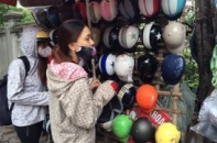 "Nâng đời" cho mũ thời trang qua mắt công an