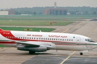 Video tìm thấy mảnh vỡ của chiếc máy bay Algeria bị rơi