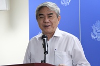 Hai bộ không ký được lương cho GS Ngô Bảo Châu