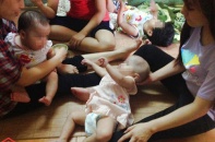 Hà Nội: Bắt nữ quản lý trẻ mồ côi ở chùa Bồ Đề