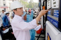 Giá xăng RON 92 giảm thêm 500 đồng/lít