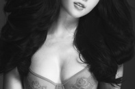 Ngất ngây với ảnh nội y mới nhất của Ngọc Trinh