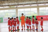 Ngược xuôi tìm đội tuyển Cầu thủ tí hon