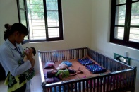 Người già, trẻ em rơi nước mắt chia tay chùa Bồ Đề