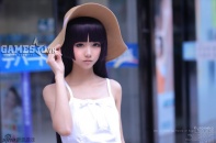 Giới trẻ phát sốt với cô em xinh đẹp trong “Hắc Miêu”