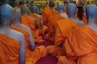 Sư Thái Lan tàng trữ phim sex, ma túy