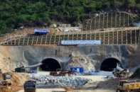 Đầu tư gần 5.000 tỷ cho Dự án hầm đèo Cù Mông