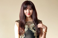 Nữ thạc sĩ 9x trường Luật tài năng, xinh như búp bê