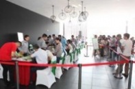 Chật cứng khách mua chung cư The ONE Residence