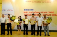 Báo Đầu tư đoạt 3 giải báo chí viết về doanh nhân