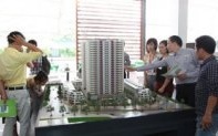 Căn hộ giá rẻ: "Cò" nói nhỏ giá chênh