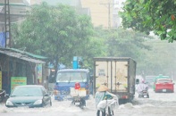 Nghệ An: Mưa lớn gây ngập nặng nhiều tuyến đường