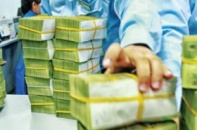 Đầu tư vào đâu khi lãi suất hạ