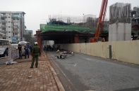 Đình chỉ trưởng phòng dự án trong vụ rơi sắt làm chết người tại đường sắt trên cao