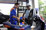 Từ 11h hôm nay, giá xăng lại giảm gần 1.000 đồng