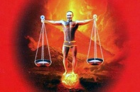 Thu hồi cuốn sách luật in hình diễn viên Công Lý mặc "quần nhỏ"