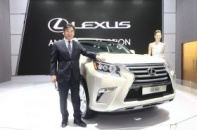Xe sang Lexus khan hàng tại Việt Nam