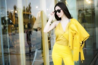 Người mẫu Khánh My nổi bật trên phố với gam vàng, đen