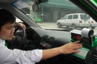 Mới có 18/100 hãng taxi giảm giá cước