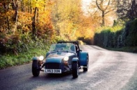 Caterham Seven 2015 sẽ có 3 phiên bản hoàn toàn mới