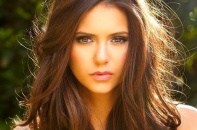 Vẻ đẹp thiên thần của diễn viên kiêm người mẫu Nina Dobrev