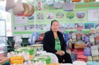 Nữ doanh nhân thổi hồn cho bẹ ngô, bèo bồng