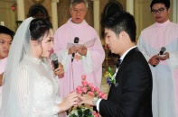 Nhật Kim Anh chính thức "theo chồng về dinh"