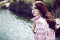 Hoa hậu Thu Thảo đẹp lạnh lùng giữa đông lạnh giá