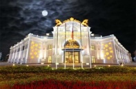 Vingroup mở cửa Trung tâm ẩm thực, hội nghị và giải trí Almaz