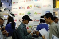 Đại gia viễn thông kiếm trăm nghìn tỷ doanh thu di động