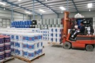 “Cuộc chiến” trên những mét tường!