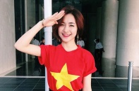 Nhan sắc rạng rỡ, nhí nhảnh “bạn gái tin đồn” của  Công Phượng