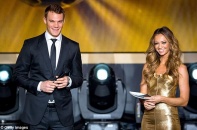 Sao Bayern xin lỗi Neuer khi bầu chọn Quả bóng vàng cho Ronaldo