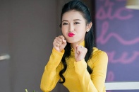 Á hậu Huyền My xì tin khi đang ghi hình