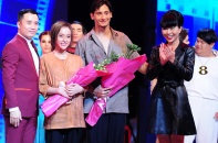 Bước nhảy Hoàn vũ: Angela Phương Trinh tỏa sáng