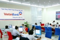 "Ôm" ngân hàng nhỏ, nhà băng lợi lớn?