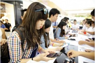 Sát Tết, smartphone đua giảm giá