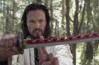 Ngôi sao phim "Power Rangers Samurai" đâm chết bạn bằng kiếm