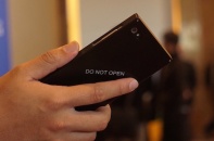 BKAV Bphone: Giá tầm iPhone, bán theo phong cách Xiaomi?