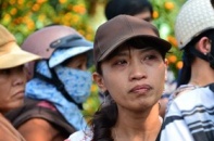 "Đừng bận tâm công việc nữa, chú hãy nghĩ về gia đình mình"