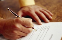 Nhiều tranh luận xung quanh chế định hợp đồng