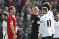 Mata tỏa sáng ở Anfield, Gerrard nhận thẻ đỏ trong ngày đen tối