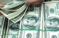 Vàng lao dốc, USD tiếp tục tăng giá